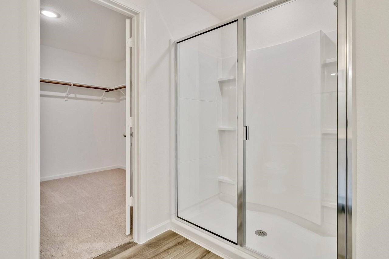 795 Yorkshire Dr - Photo 5 of 36