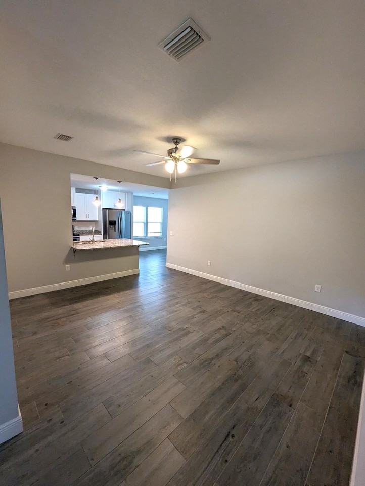 6762 Valerie Ln - Photo 2 of 30