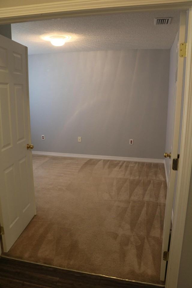 2110 Presidio St - Photo 3 of 17