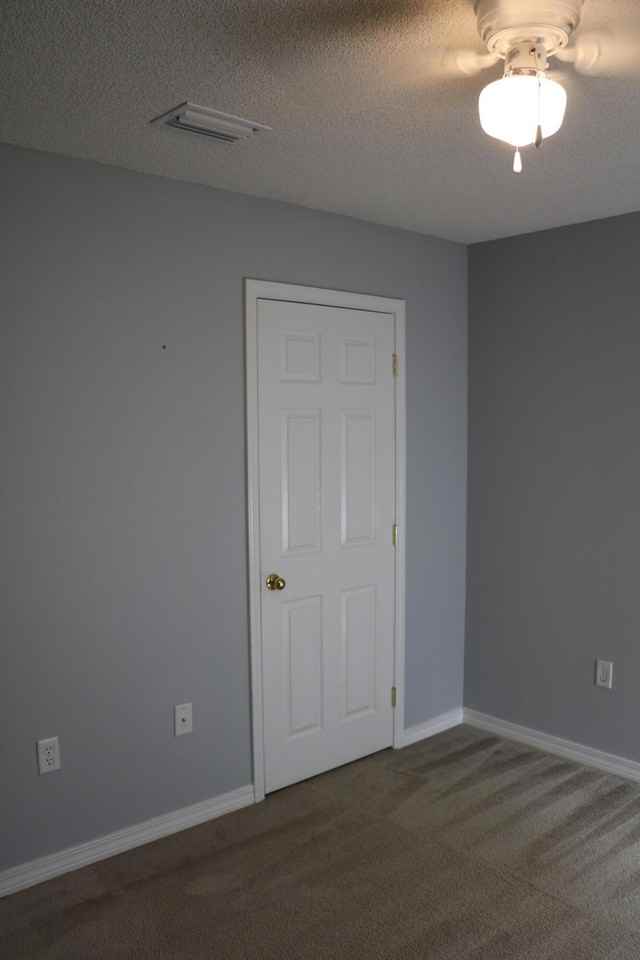 2110 Presidio St - Photo 6 of 17