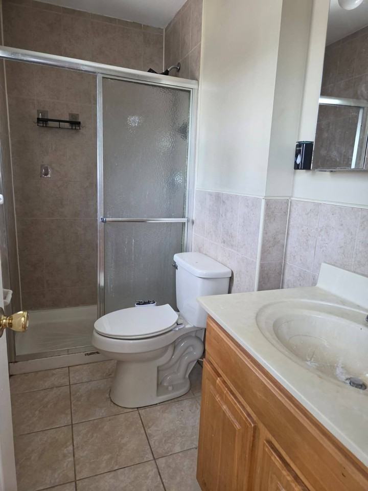 Valcour Ave - Photo 6 of 11