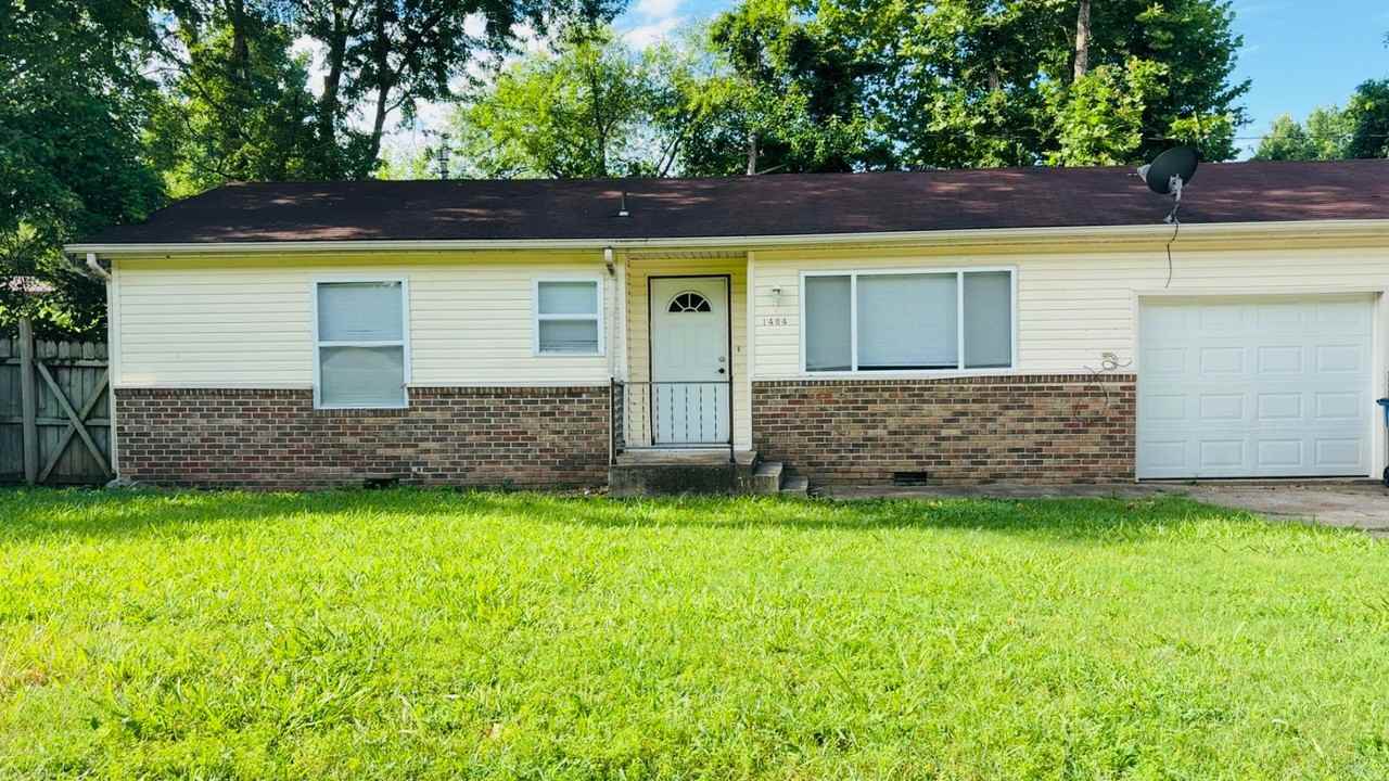 1404 Larsen Ln - Photo 2 of 16