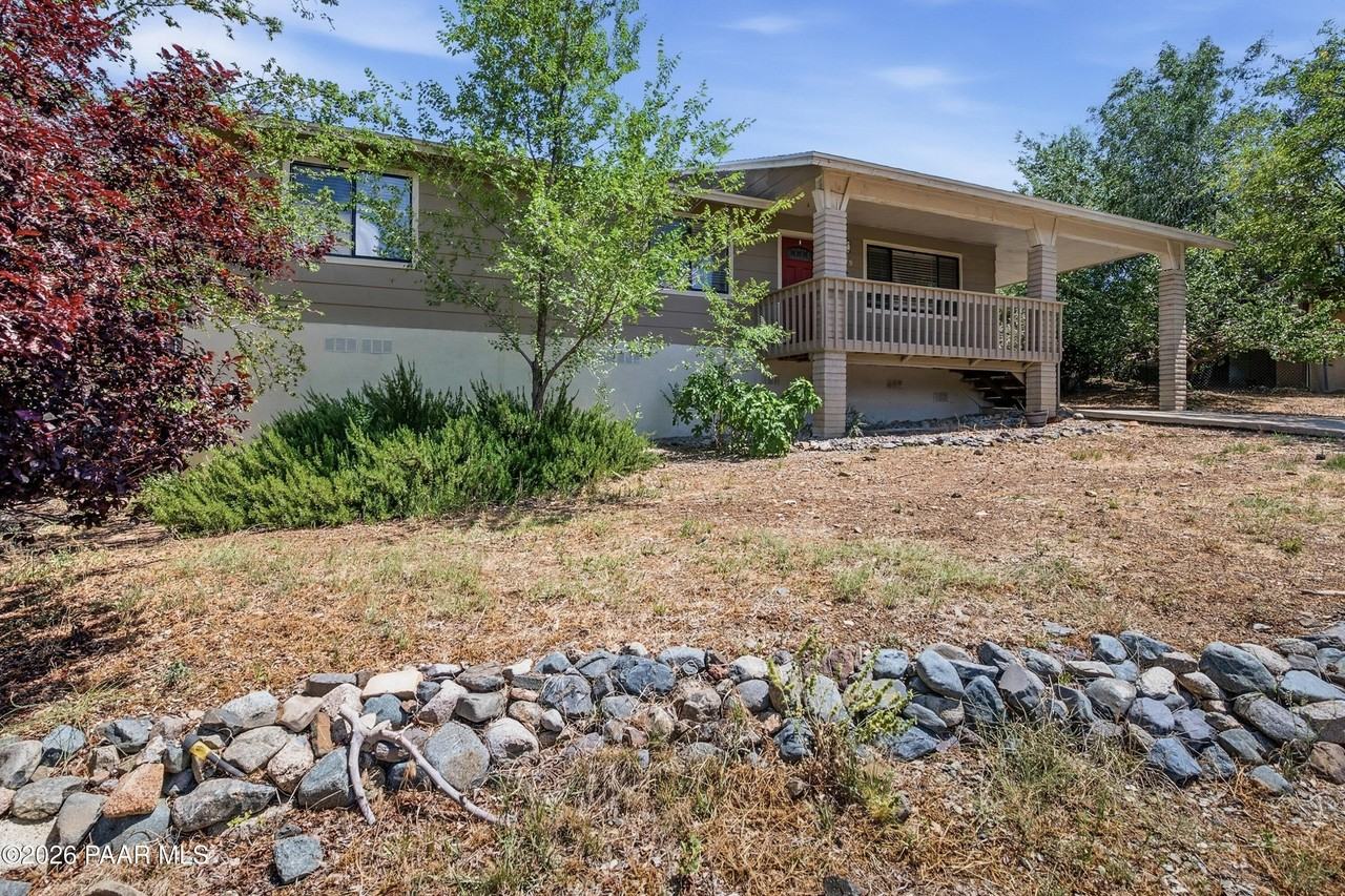 4739 E Julie Dr - Photo 2 of 23