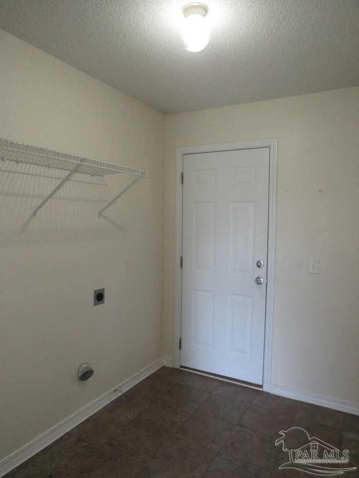 133 Windward Ct - Photo 6 of 12