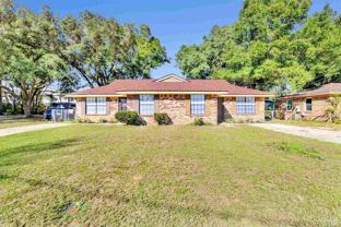 1382 Fairchild St #B - Photo 1 of 1