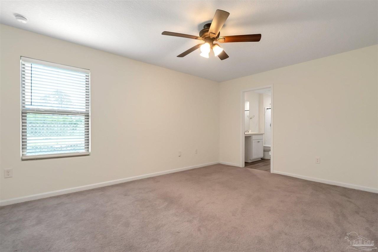 8724 Schooner Ln - Photo 7 of 17