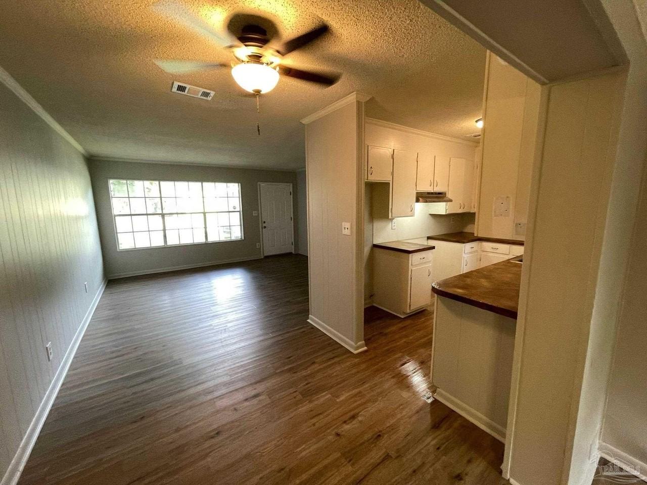 4509 Ellysee Way - Photo 6 of 23