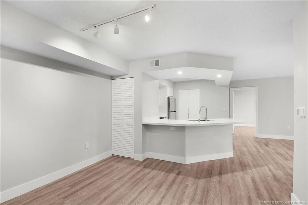 3765 Nw Mediterranean Ln - Photo 5 of 30