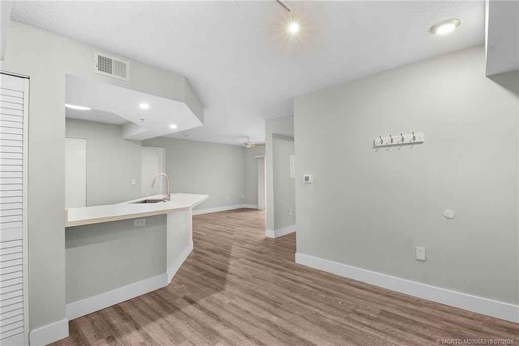 3765 Nw Mediterranean Ln - Photo 6 of 30