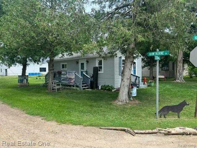 7153 Cedar Rd - Photo 5 of 31