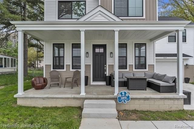 5264 Cooley Lake Rd - Photo 5 of 50