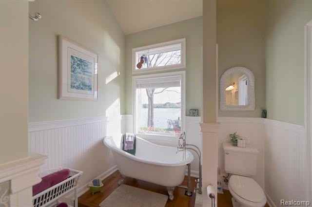 3895 Dorothy -- Main House Lane - Photo 7 of 20