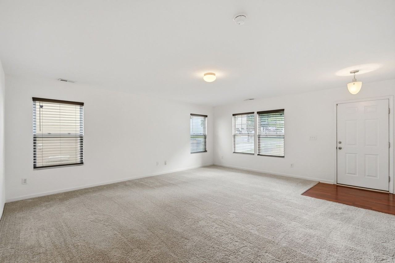 1906 Treefrog Ct - Photo 7 of 45