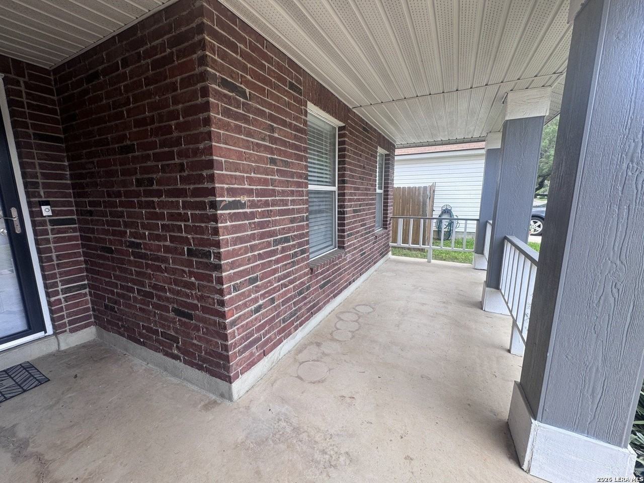 10431 Westfield Pl - Photo 3 of 15