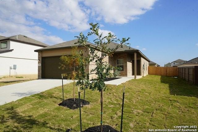 745 Tupelo Tank Dr - Photo 3 of 33