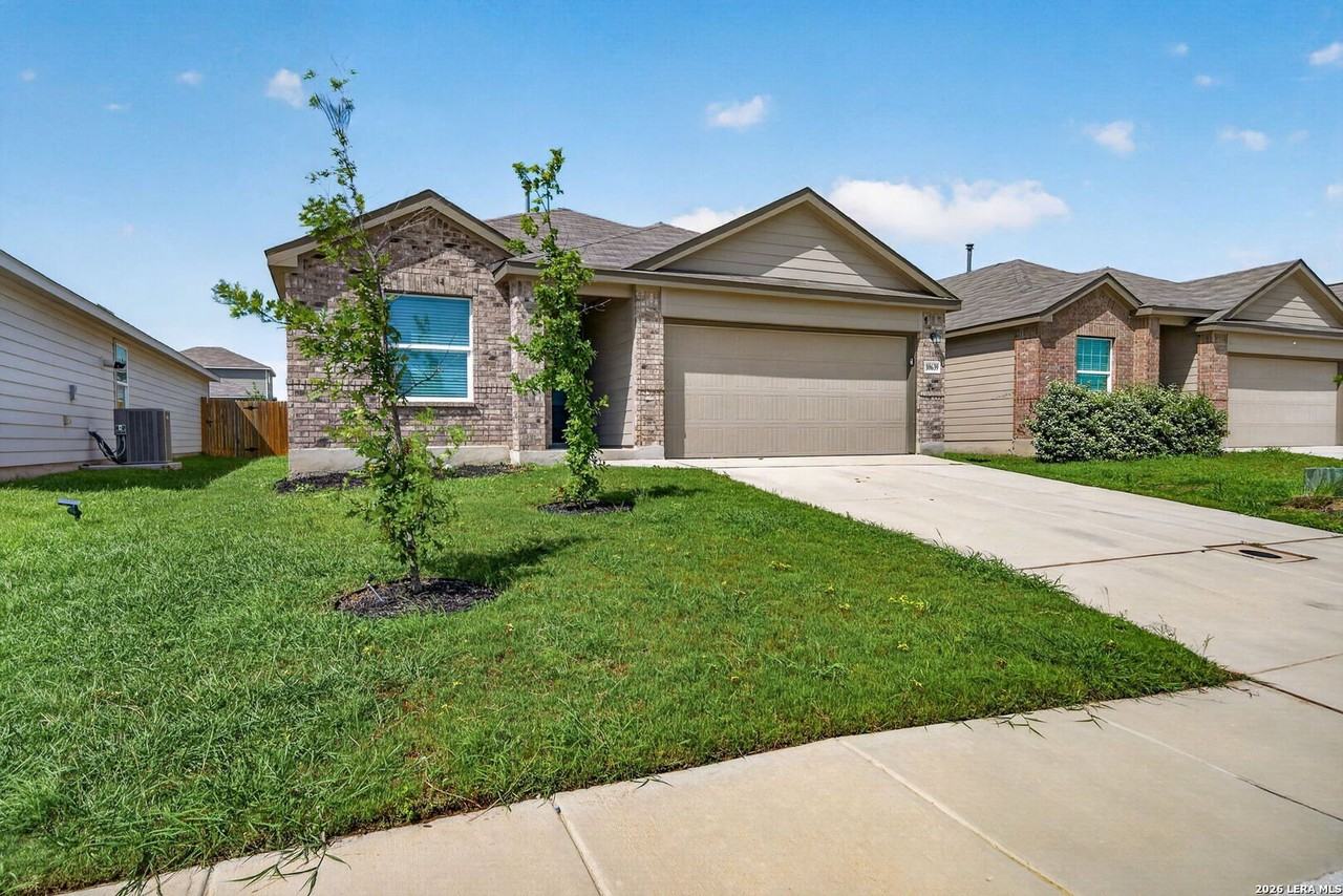 10639 Vinateros Dr - Photo 2 of 29