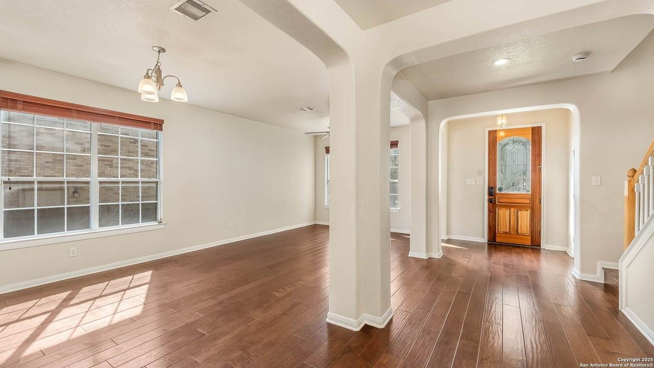 4511 Fern Hl - Photo 6 of 10