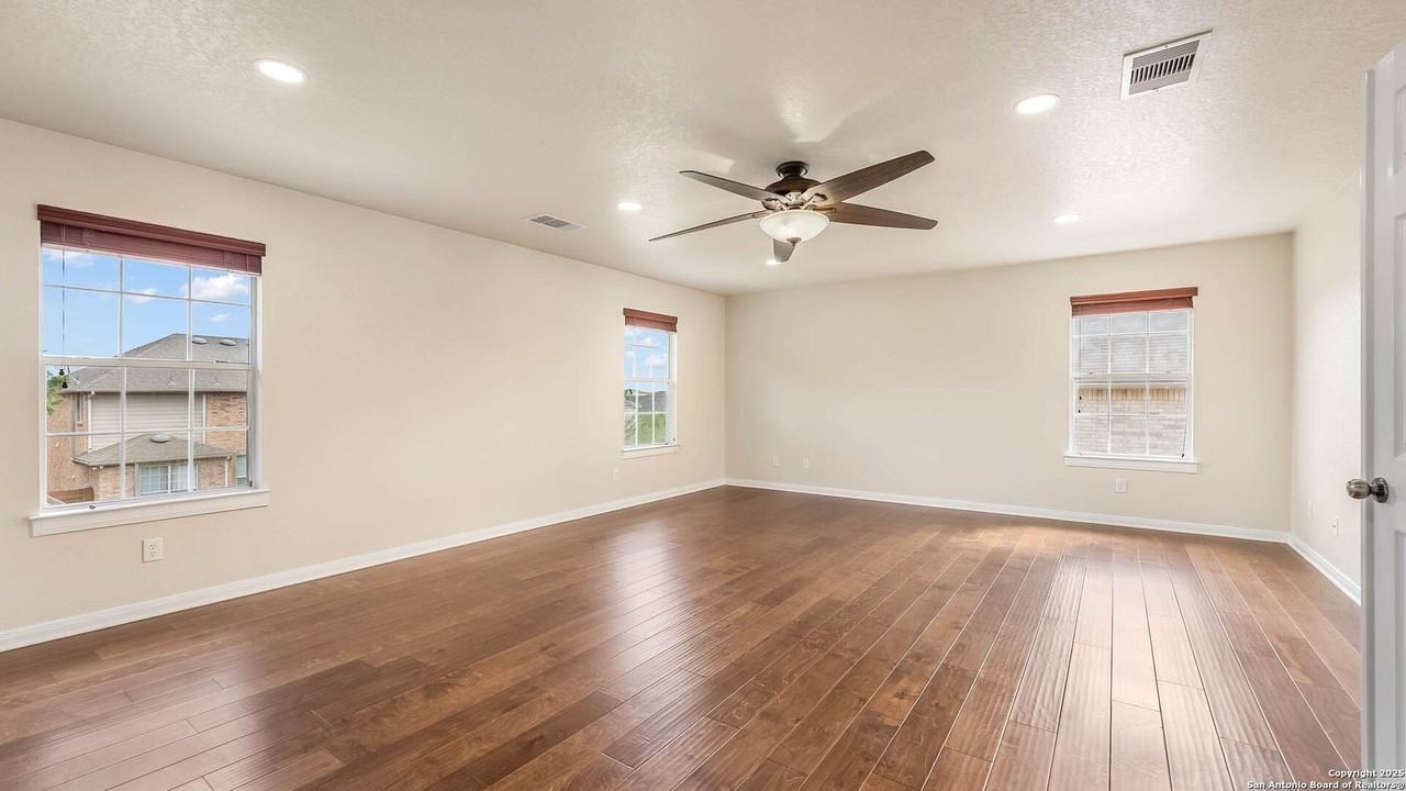 4511 Fern Hl - Photo 7 of 10