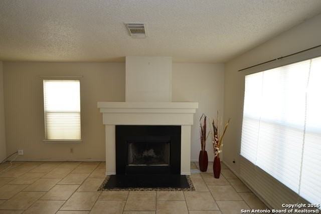 4914 Port Kenton - Photo 4 of 17