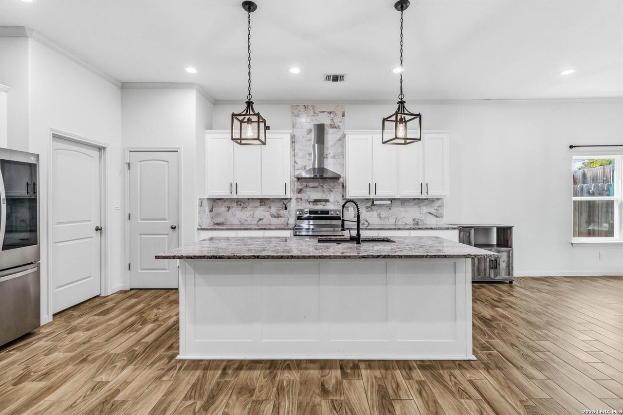 8315 Comanche Pass - Photo 4 of 25
