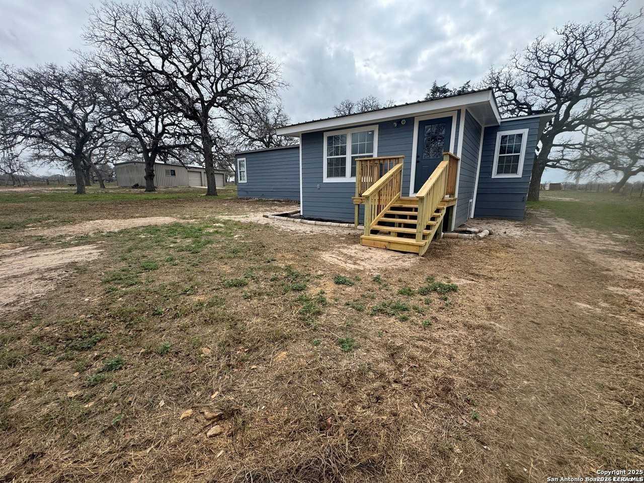 2626 County Road 319 - Photo 3 of 21
