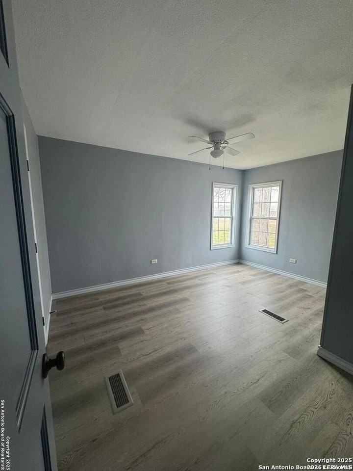 2626 County Road 319 - Photo 4 of 21