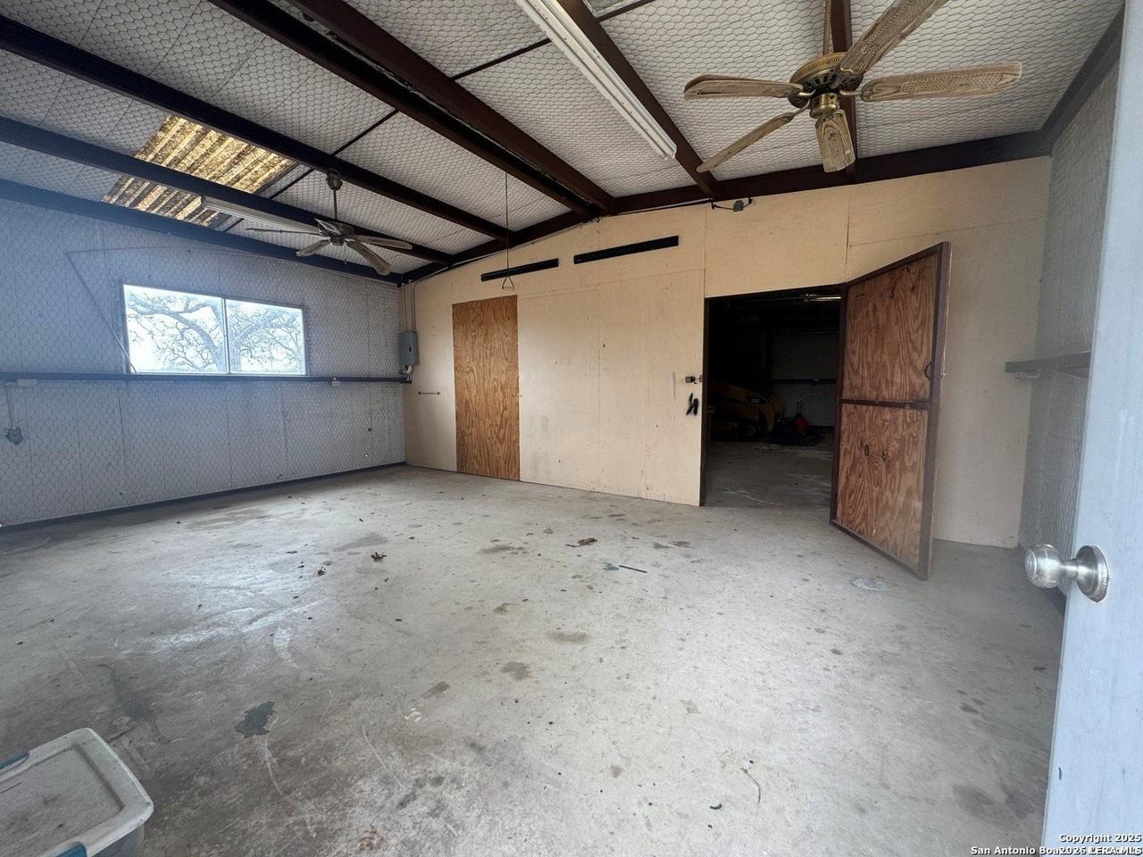2626 County Road 319 - Photo 6 of 21