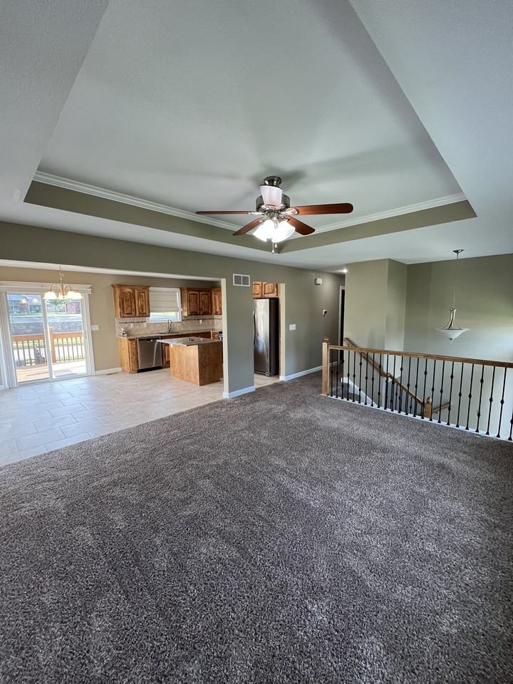 455 Ash Ct #1 - Photo 4 of 26