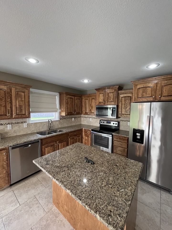 455 Ash Ct #1 - Photo 5 of 26