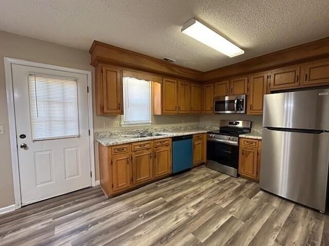 1050 Jessamine Trl - Photo 2 of 16