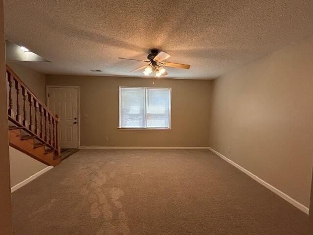 1050 Jessamine Trl - Photo 4 of 16