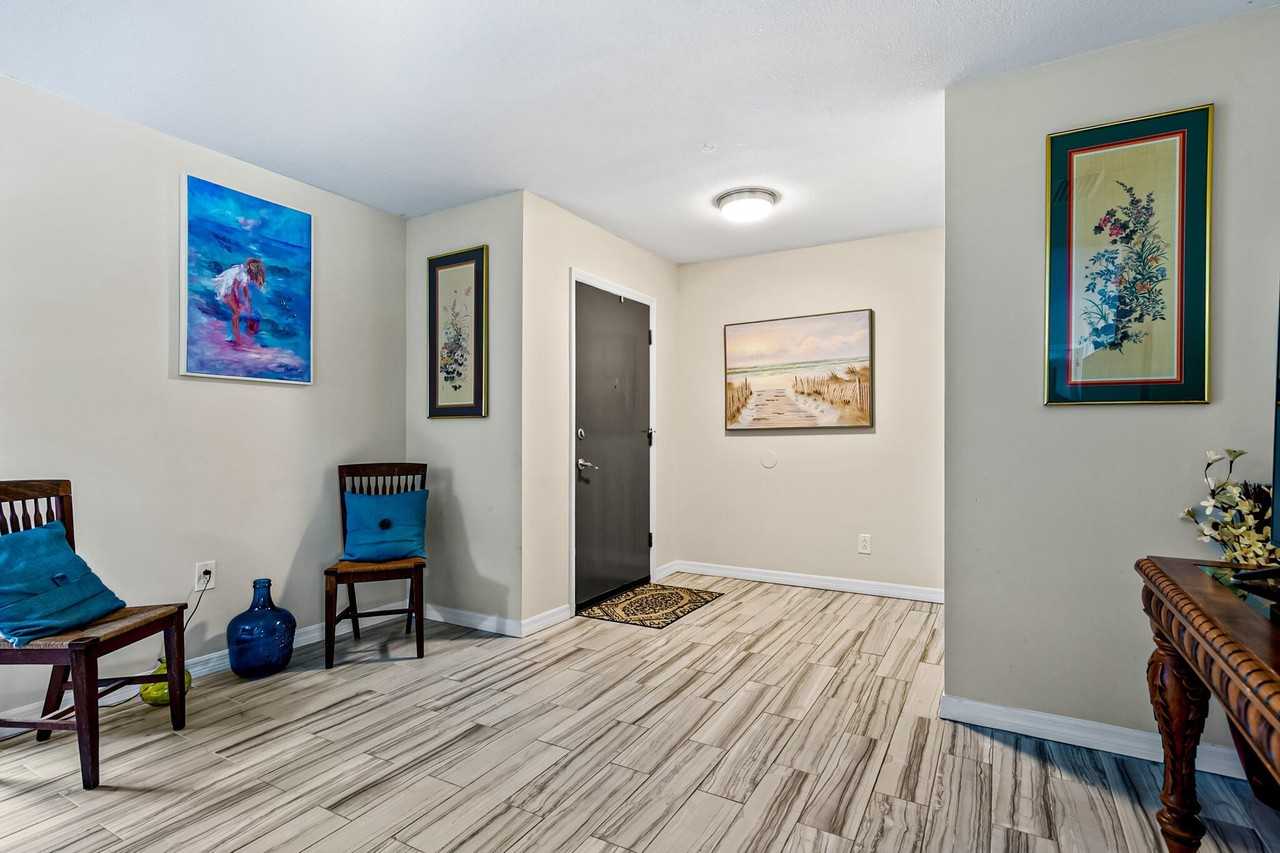 297 Harvey Ave Ne - Photo 6 of 31