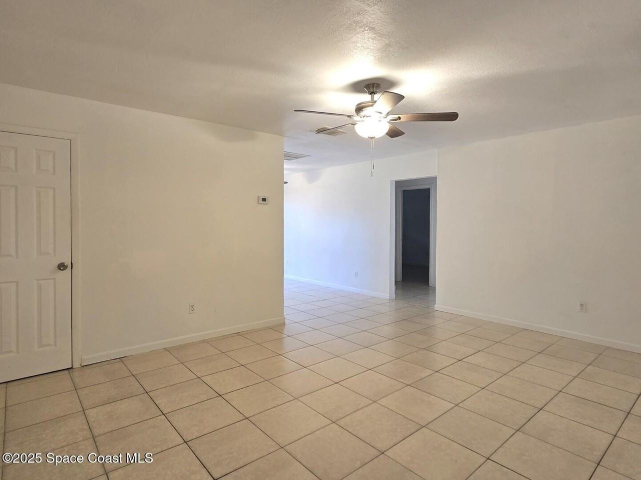 1537 Mango Tree Dr - Photo 5 of 19