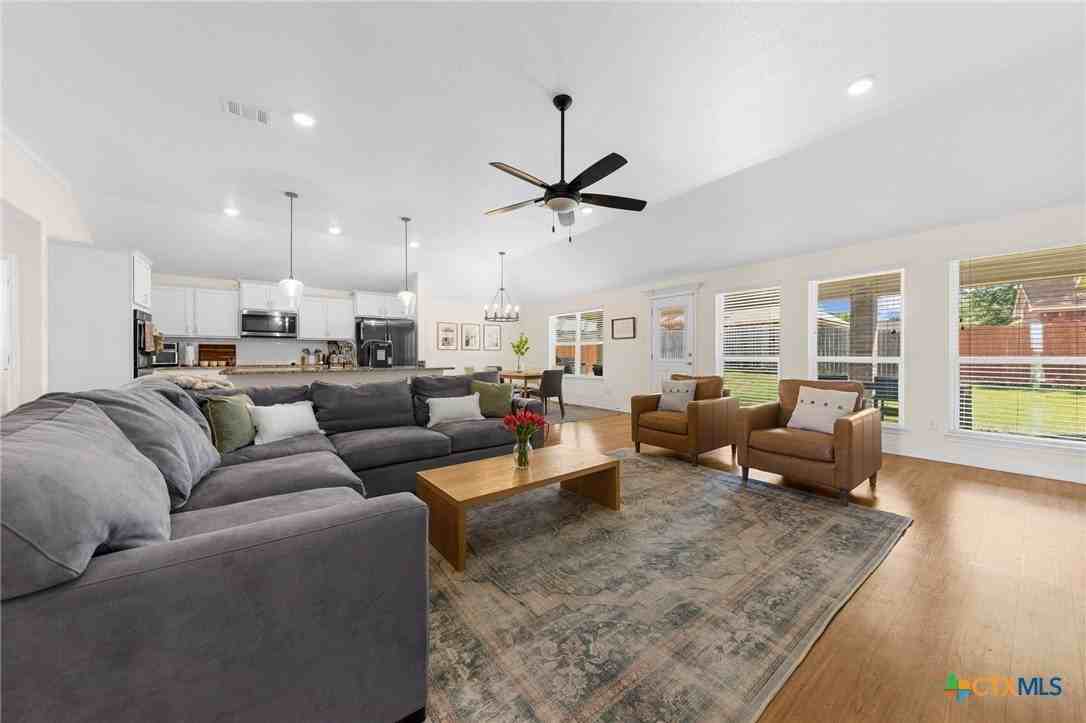 209 Slippery Elm Dr - Photo 3 of 19