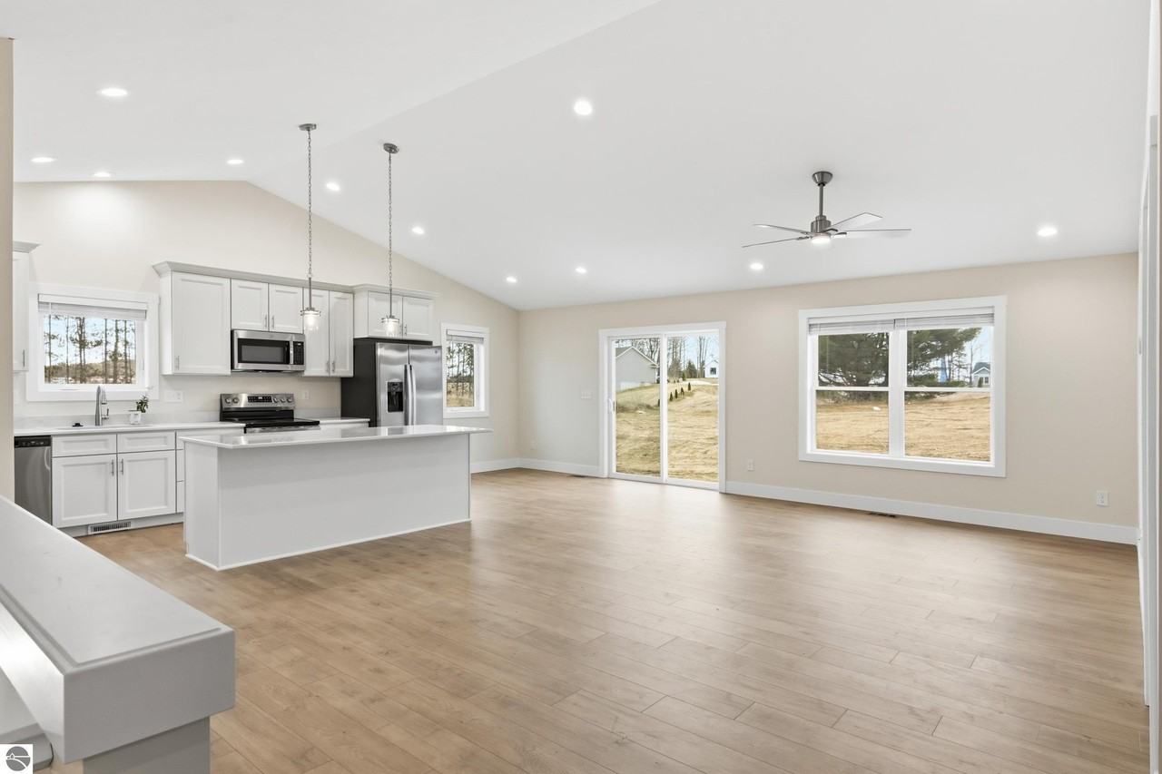 4499 Lamarche Cir - Photo 6 of 23