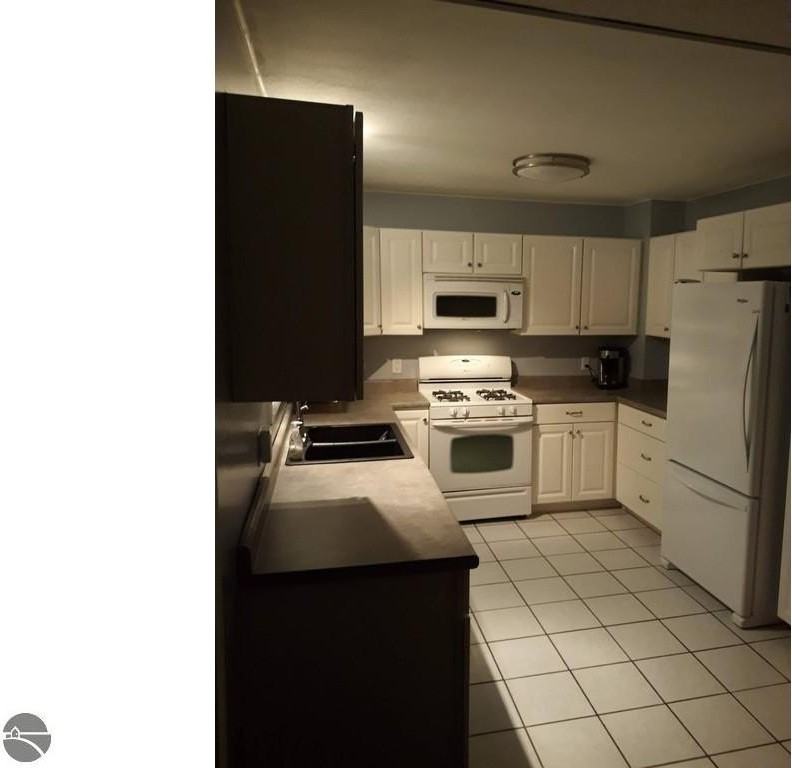 3134 Horseshoe Dr - Photo 3 of 14