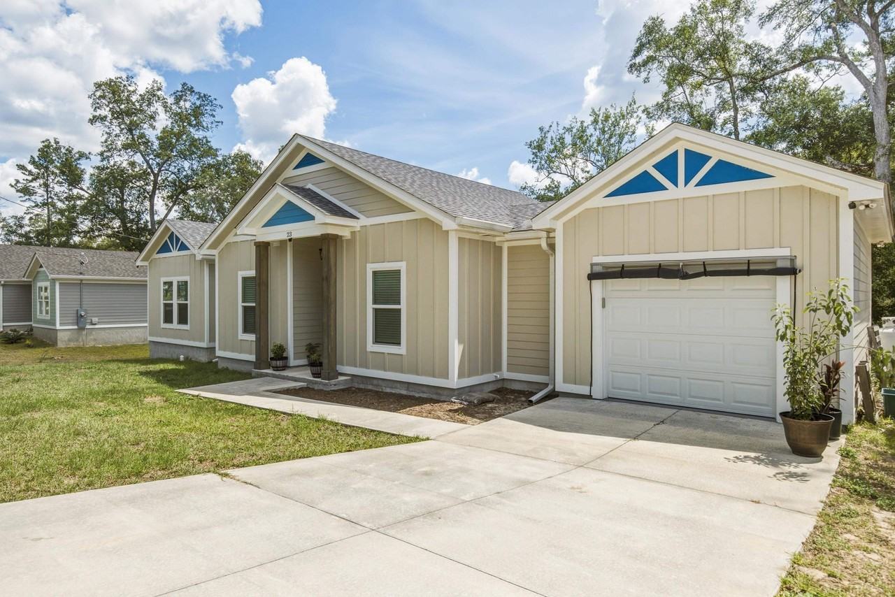 23 Lance Ln - Photo 2 of 41