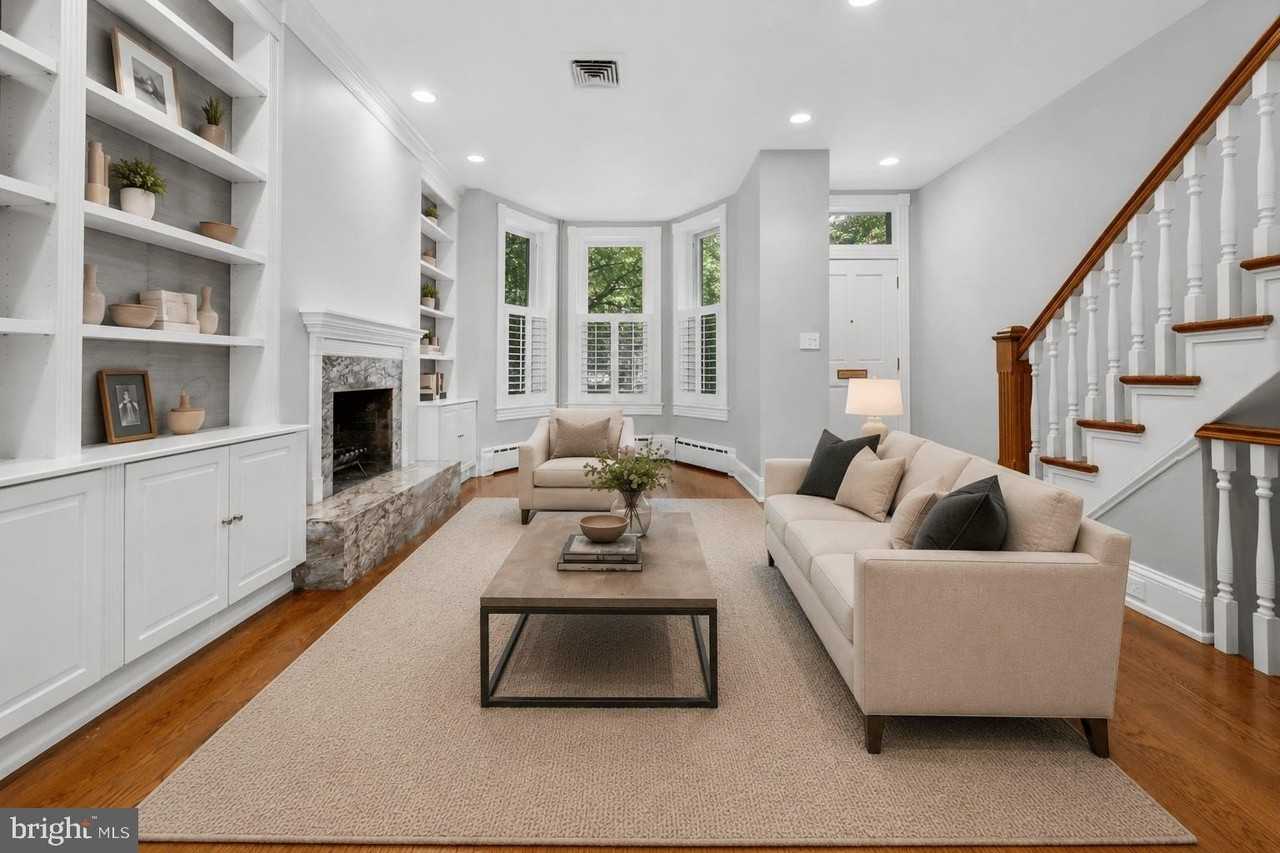 3044 Cambridge Pl Nw - Photo 4 of 22