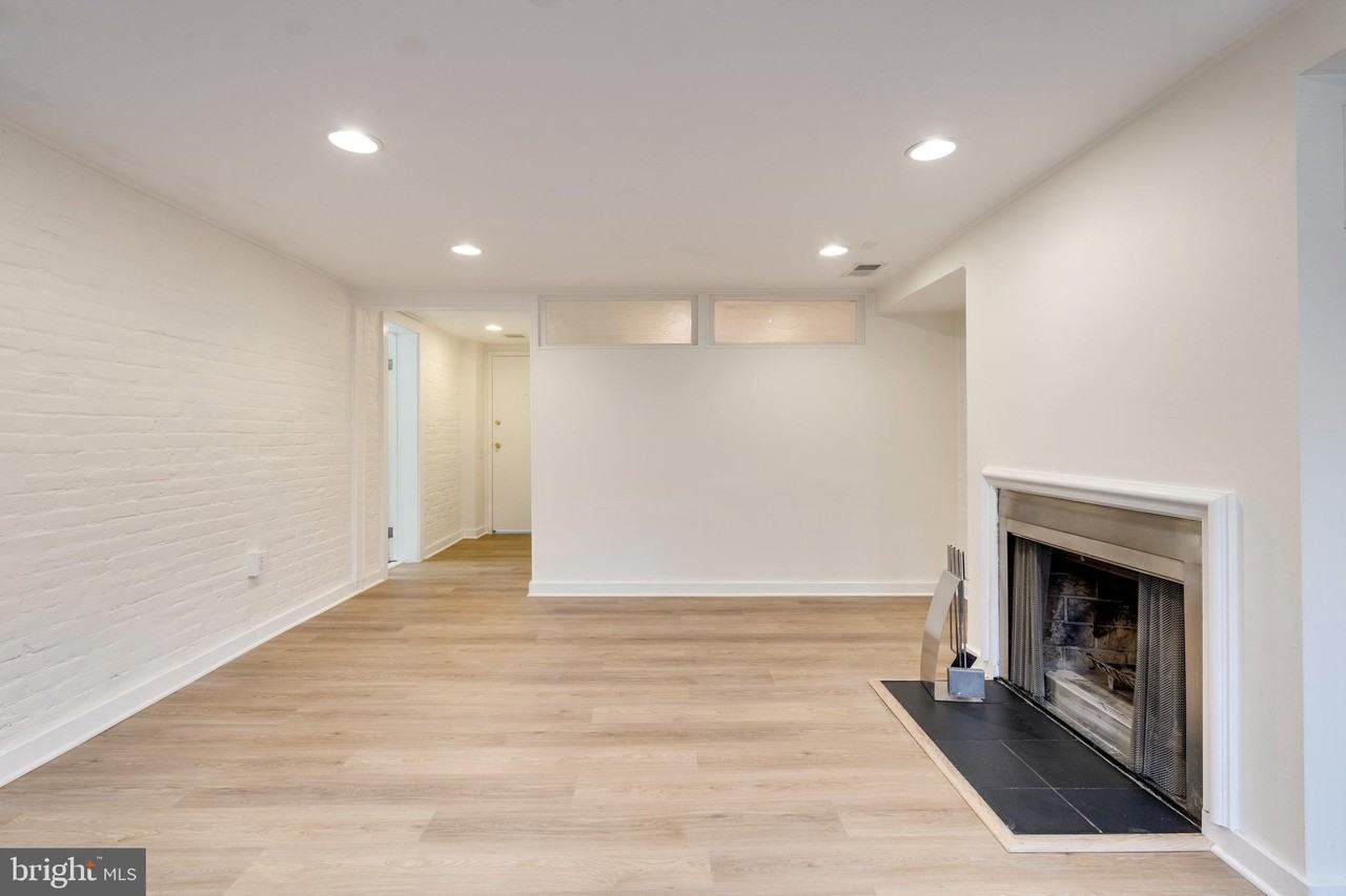 813 Maryland Ave Ne - Photo 4 of 13