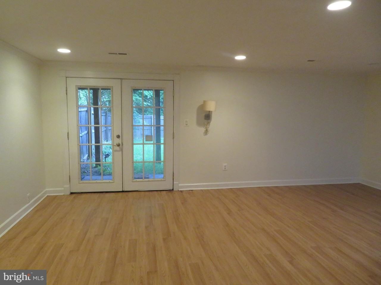 1381 Hazel Nut Ct - Photo 5 of 14