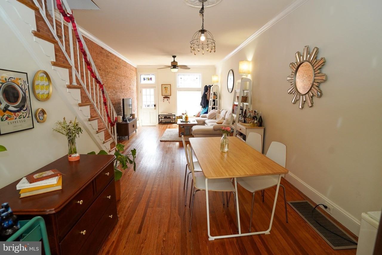 712 S Linwood Ave - Photo 3 of 24