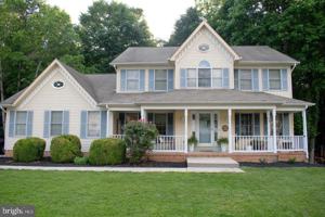 featured image of 105 Westmorland Ct