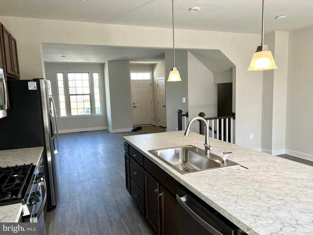 7123 Bodkin Way - Photo 2 of 9