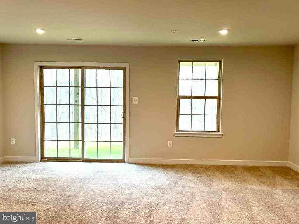 7123 Bodkin Way - Photo 6 of 9