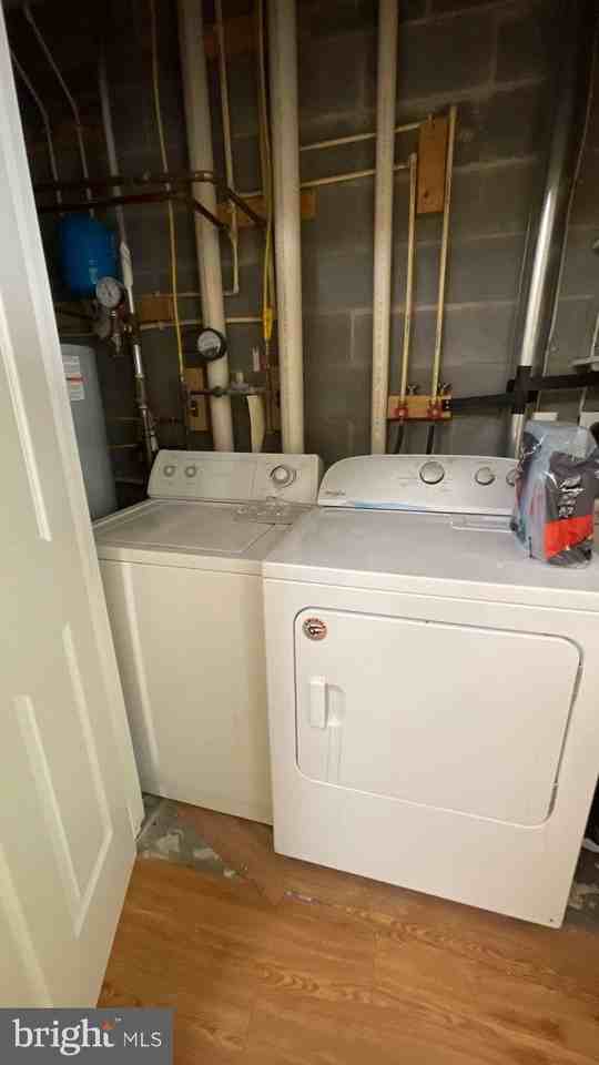 6125 White Marble Ct - Photo 7 of 34