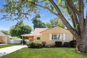 featured image of 2205 Hazel Ave #1