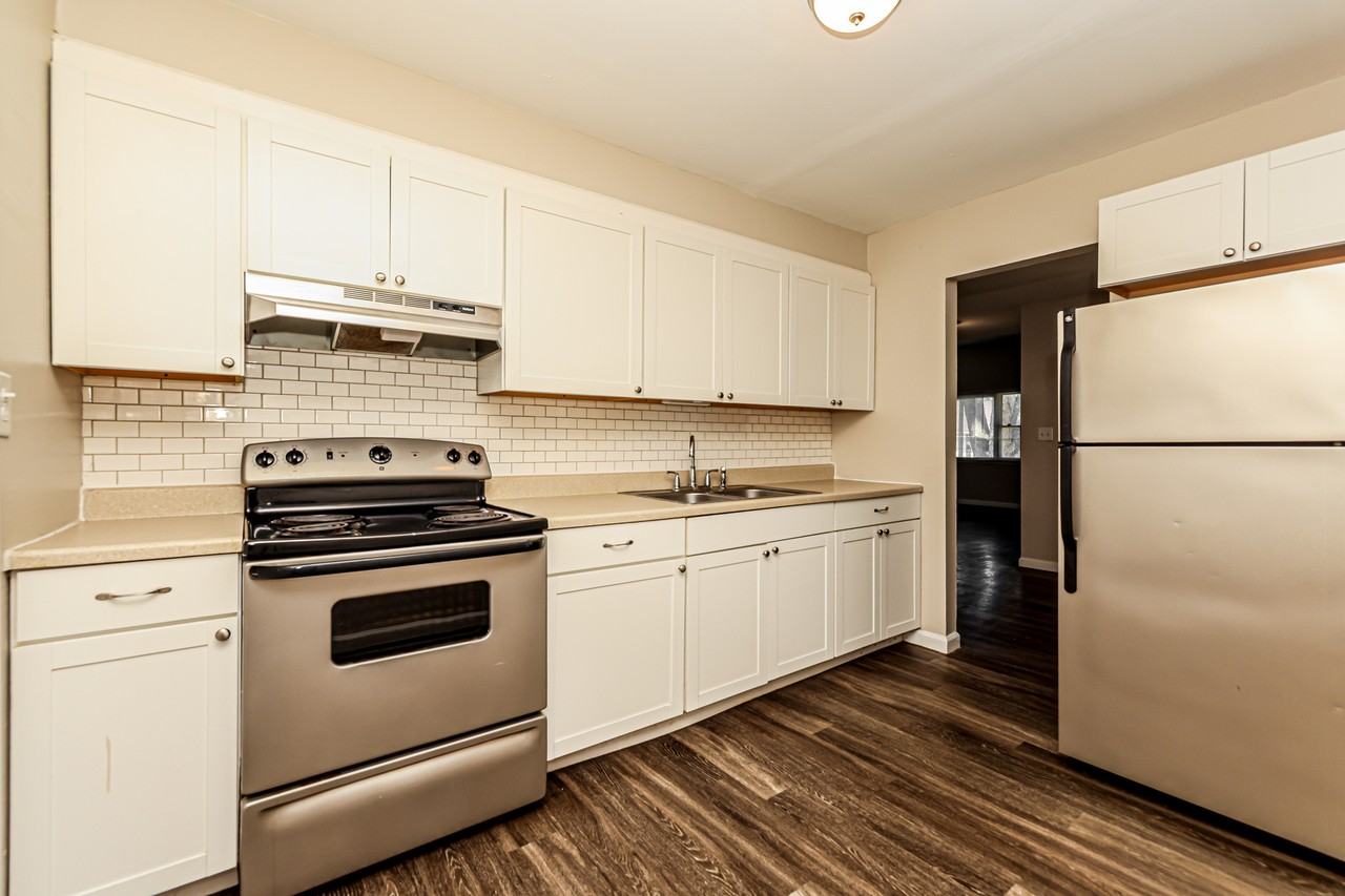 2205 Hazel Ave #1 - Photo 6 of 15