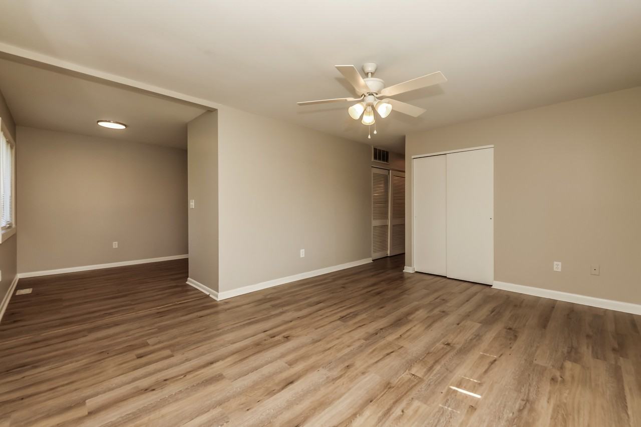 143 Lake St #1 - Photo 4 of 15