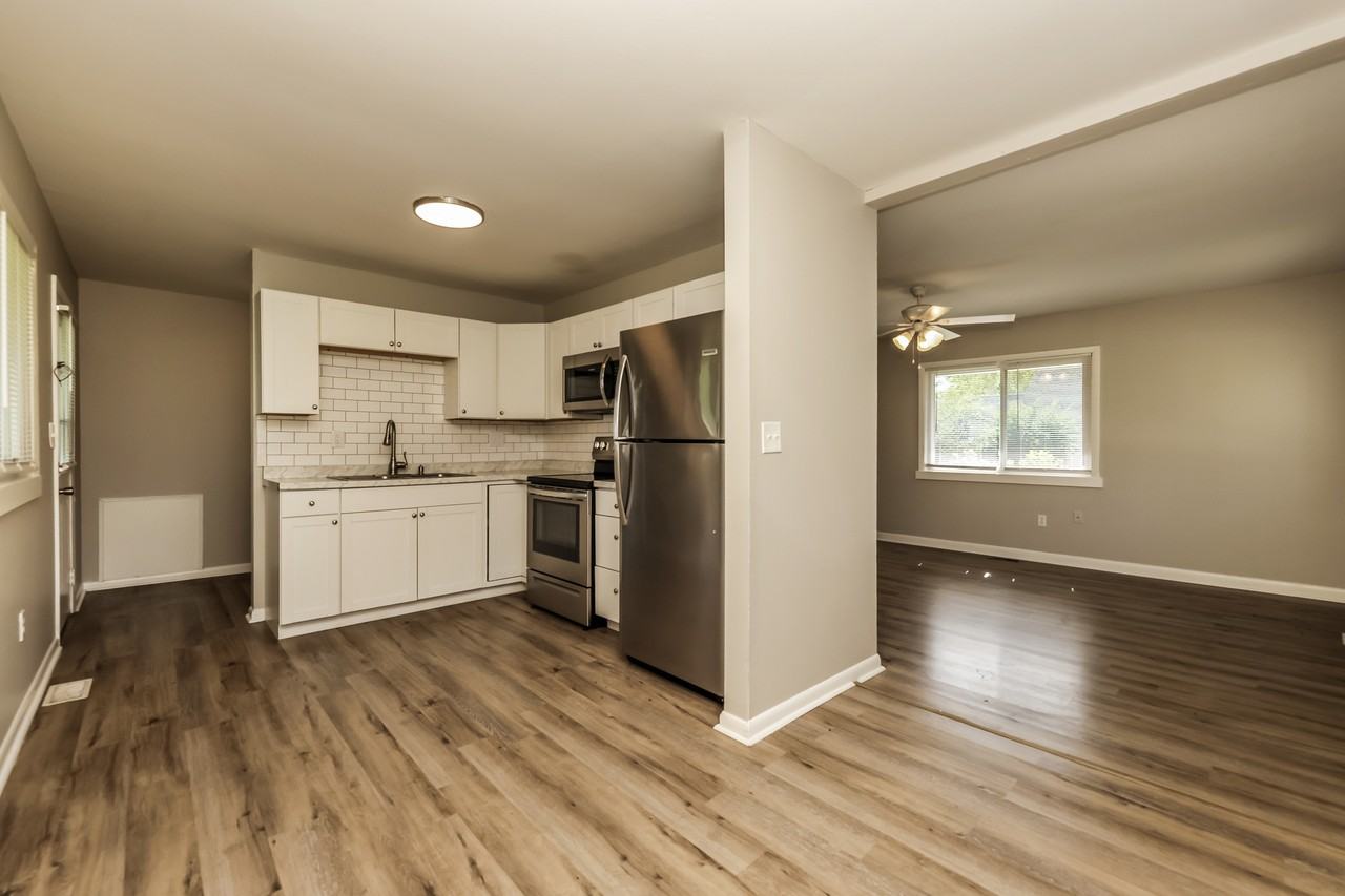143 Lake St #1 - Photo 6 of 15