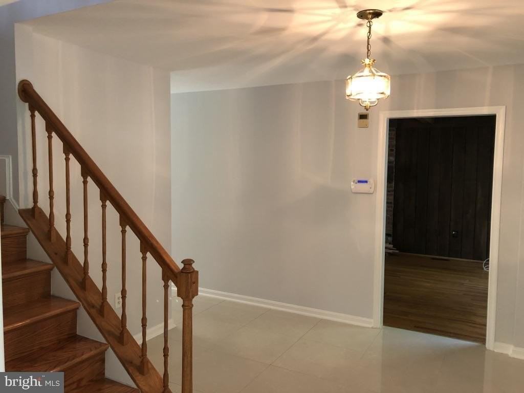 991 Farm Haven Dr - Photo 7 of 47